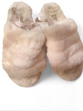 UGG Fluff Slide Shearling Slippers - Blush